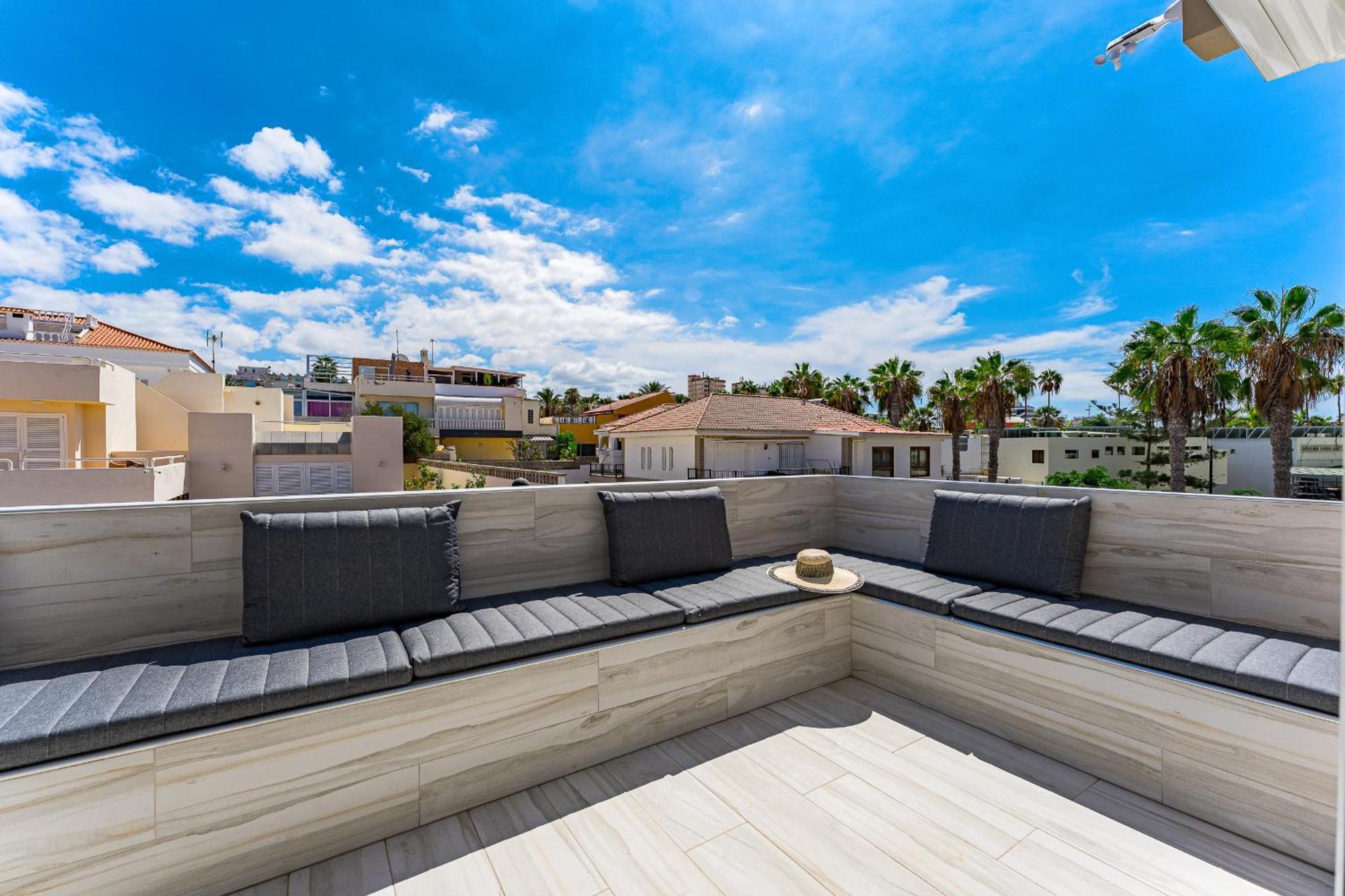 ארונה Bal Apartments Adults Only מראה חיצוני תמונה